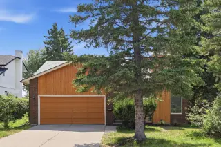 416 Brookpark Drive SW