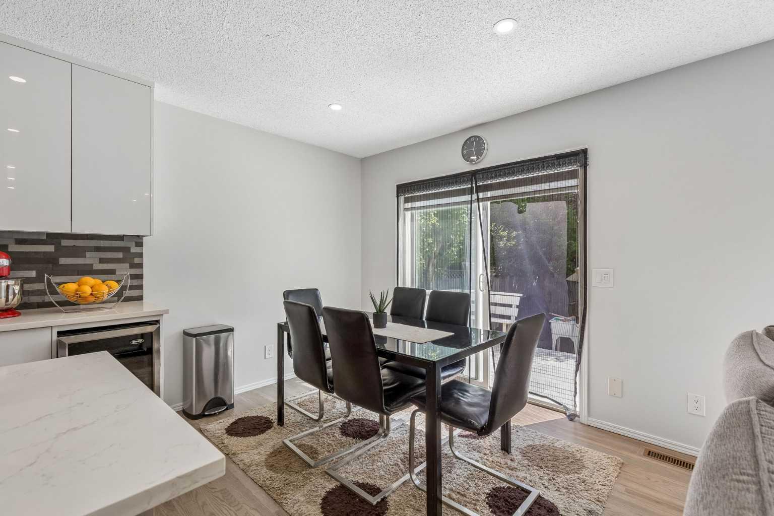 60 Cranfield Park SE