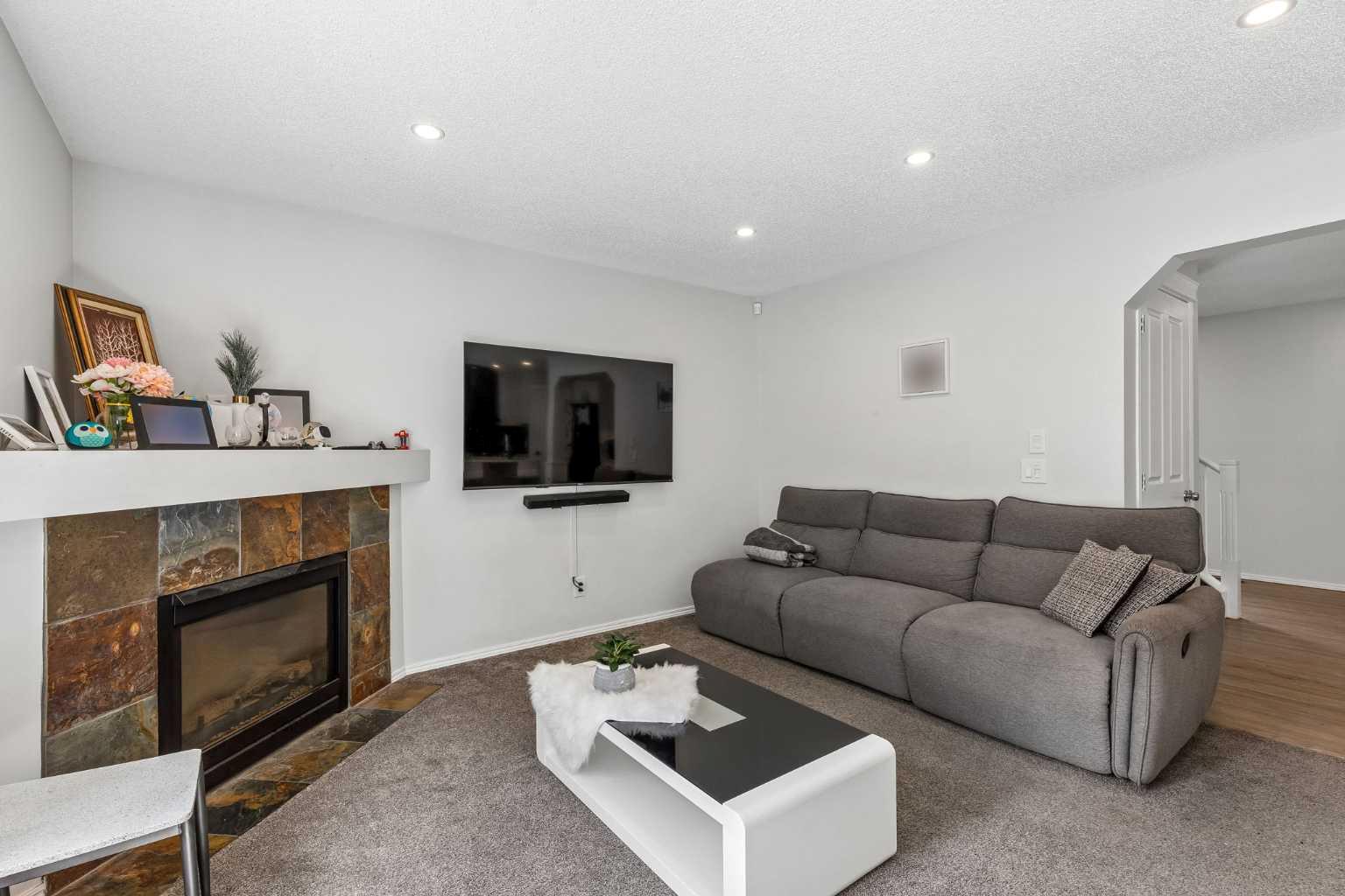 60 Cranfield Park SE