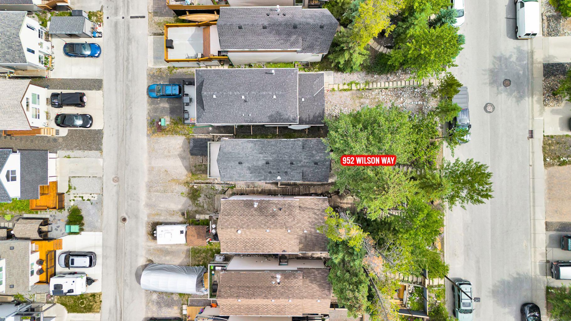 952 Wilson Way 