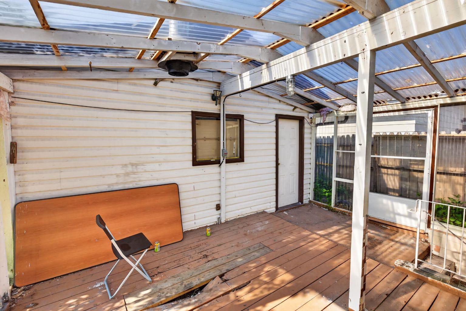 319 Rundlelawn Road NE
