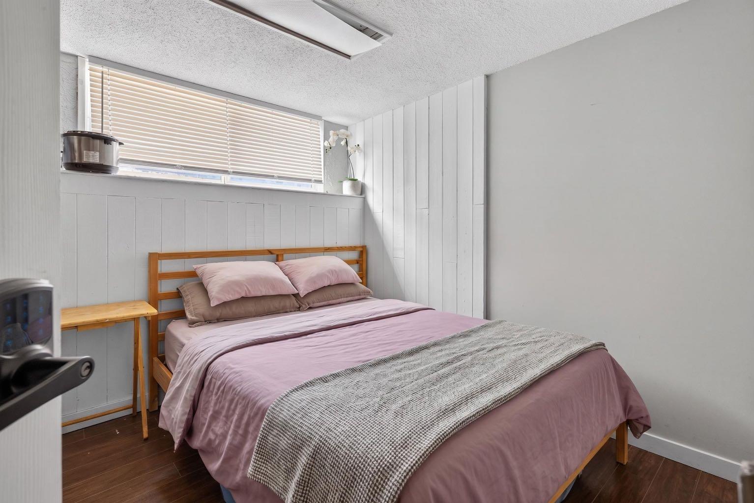 319 Rundlelawn Road NE
