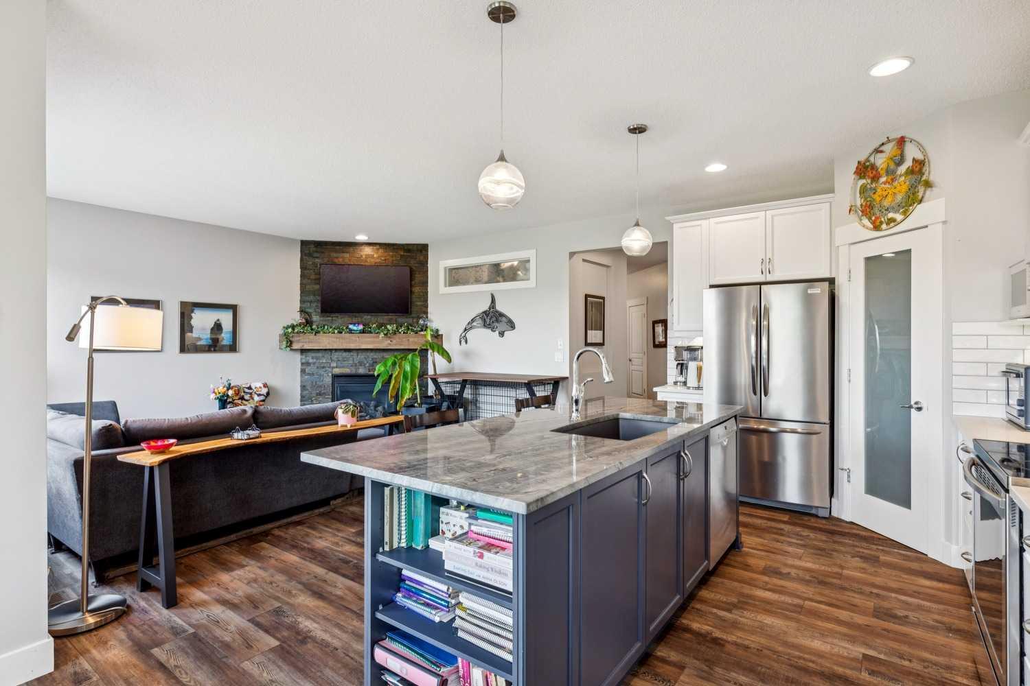 130 Tuscany Valley Green NW