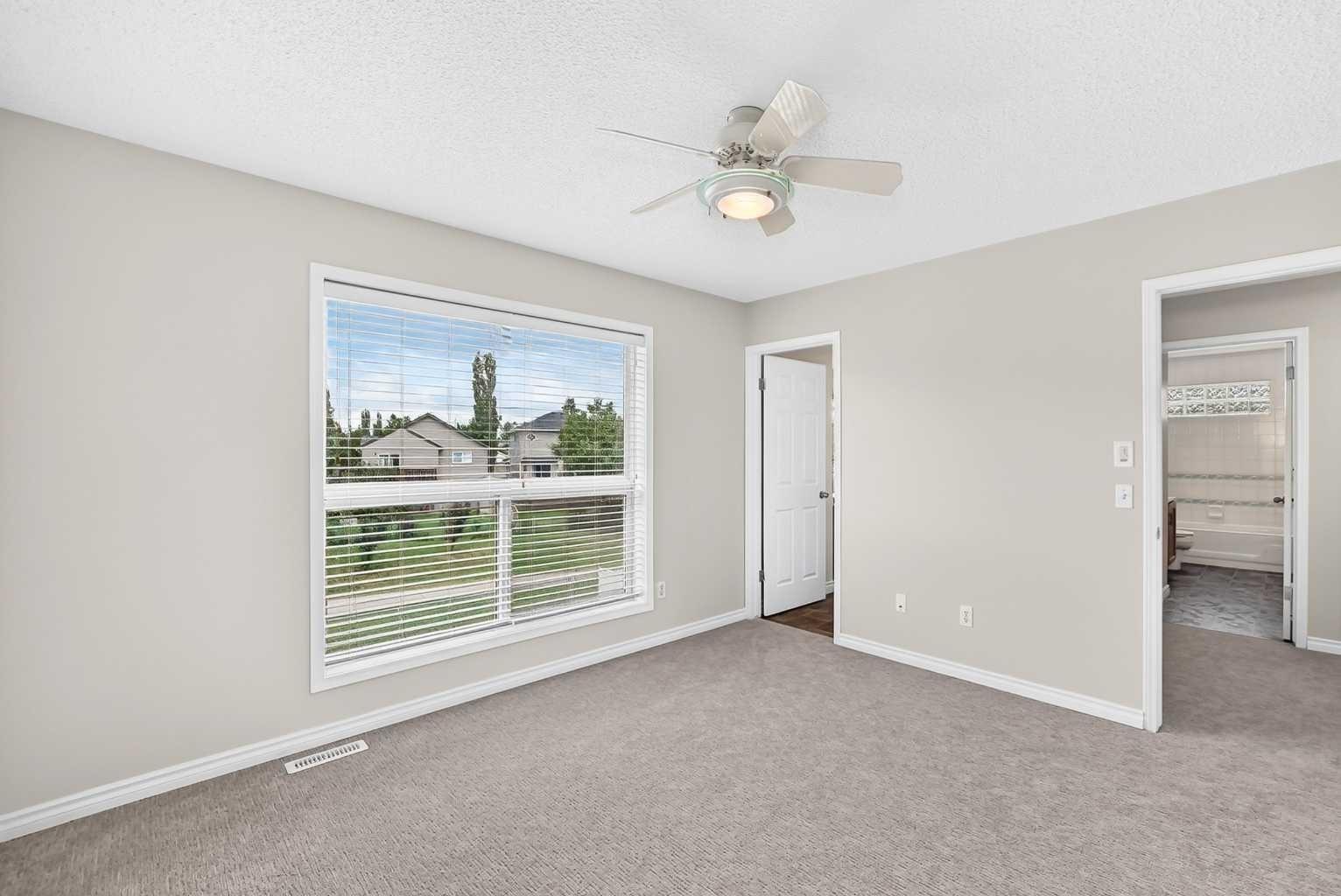 247 Covington Close NE