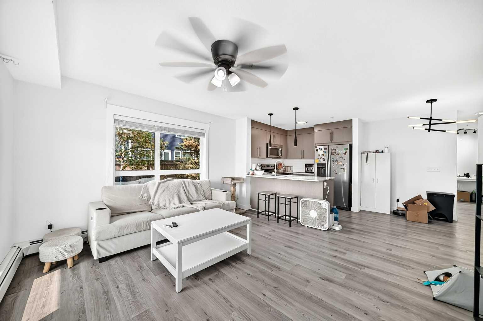 4116, 302 Skyview Ranch Drive NE
