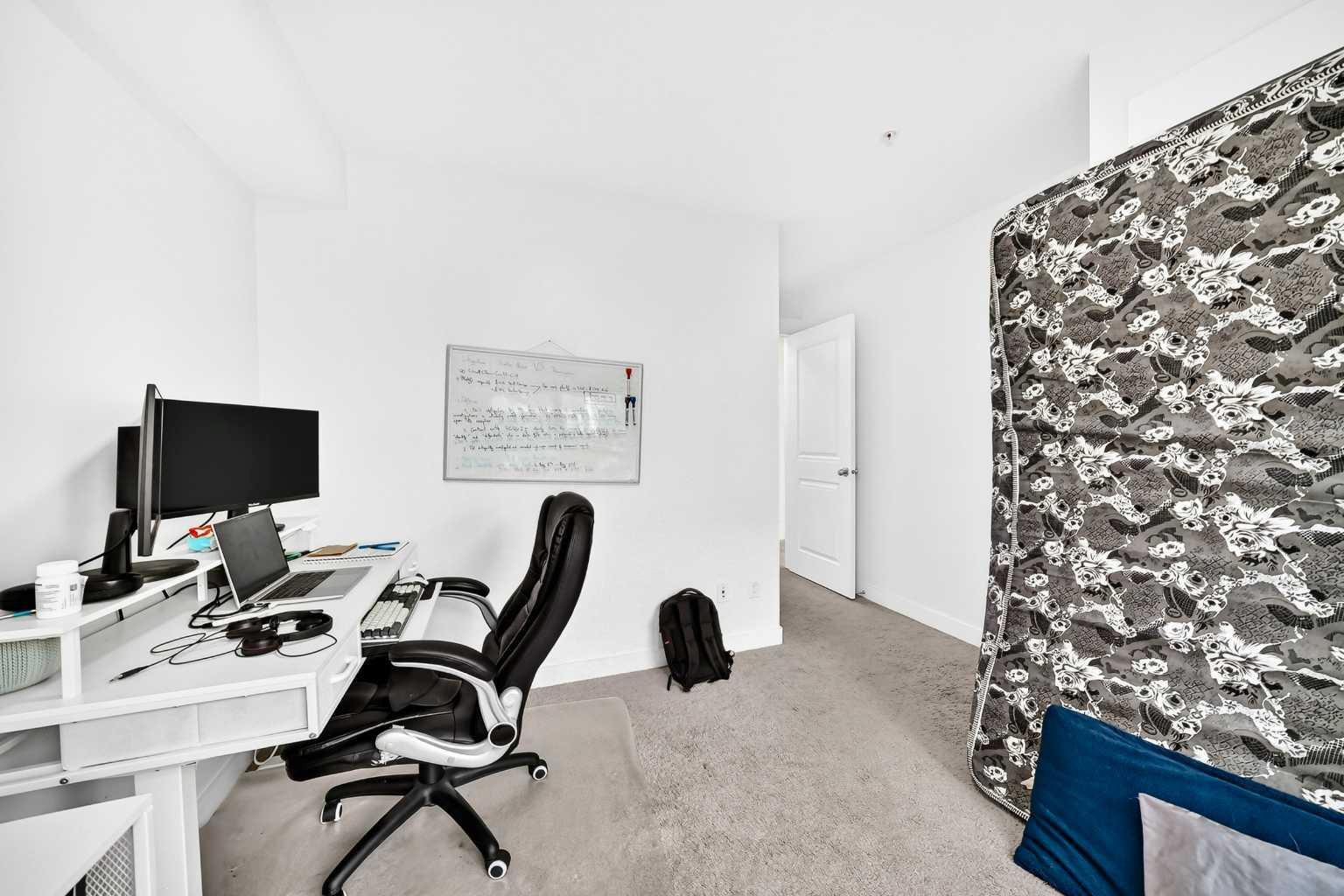 4116, 302 Skyview Ranch Drive NE