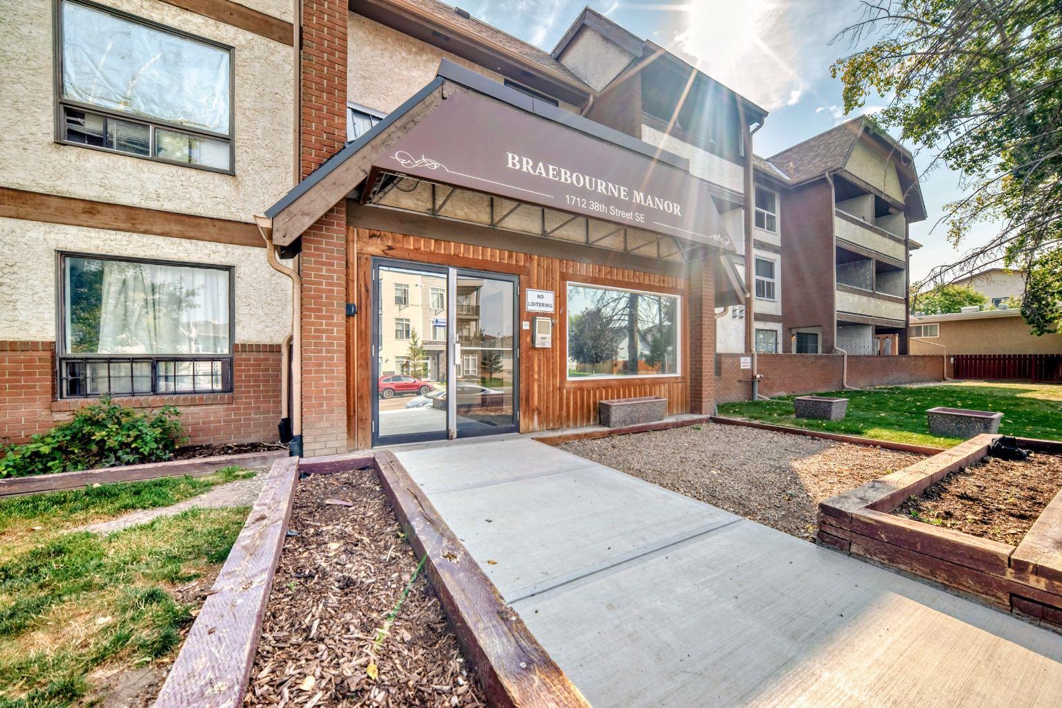 306, 1712 38 Street SE