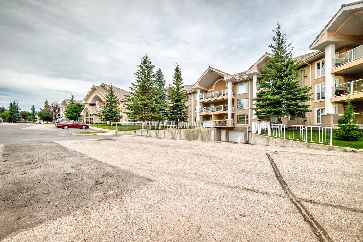 314, 728 Country Hills Road NW