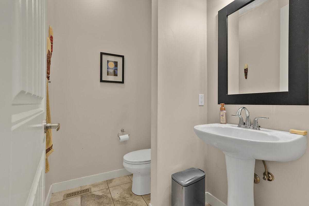 518 Mahogany Manor SE