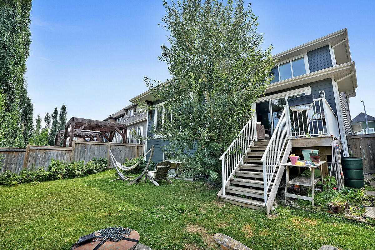 518 Mahogany Manor SE