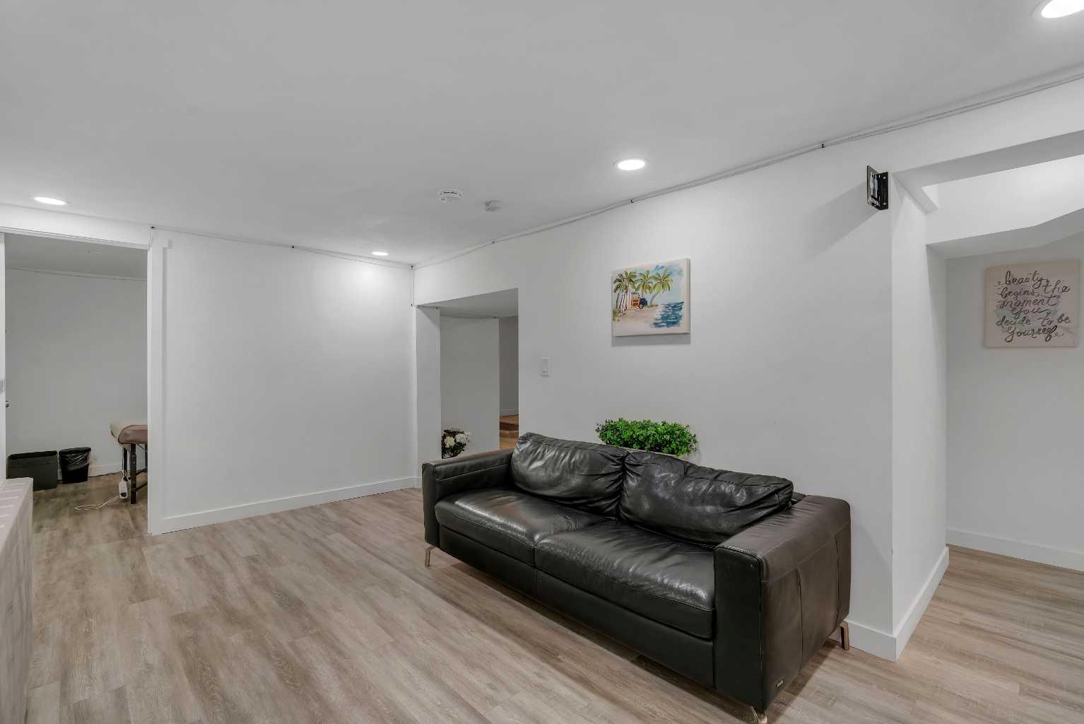 52 Fay Road SE