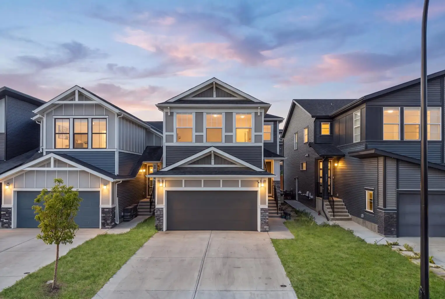 389 Crimson Ridge Place NW