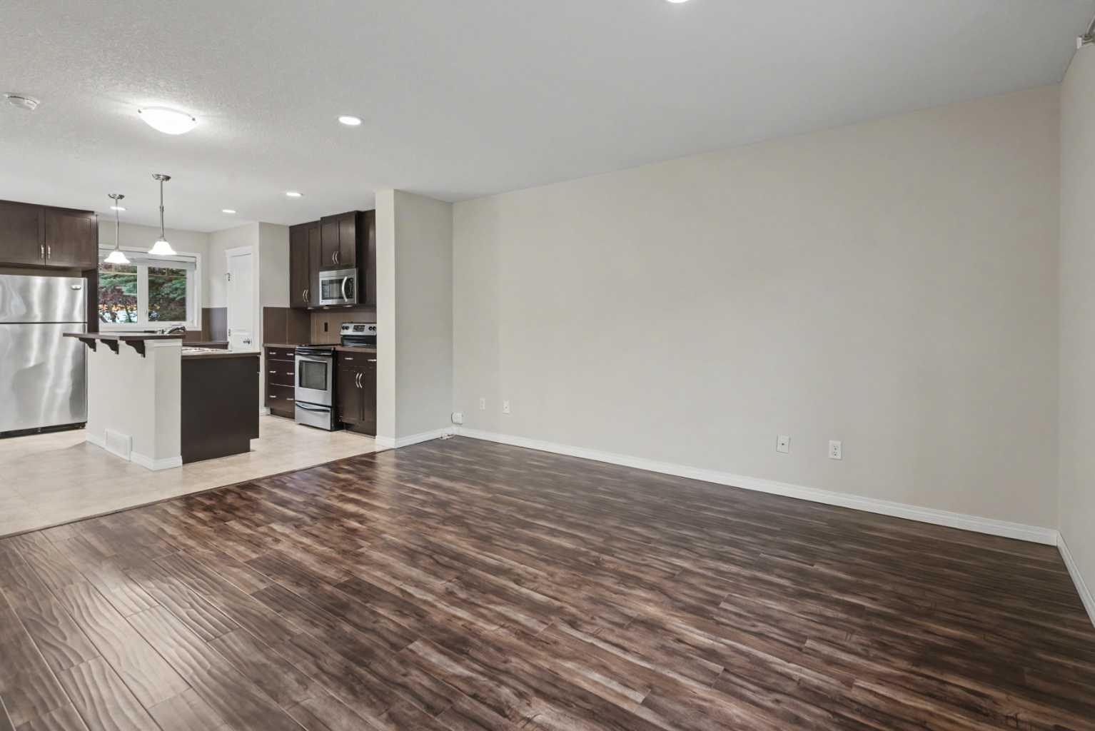 127 Prestwick Villas SE