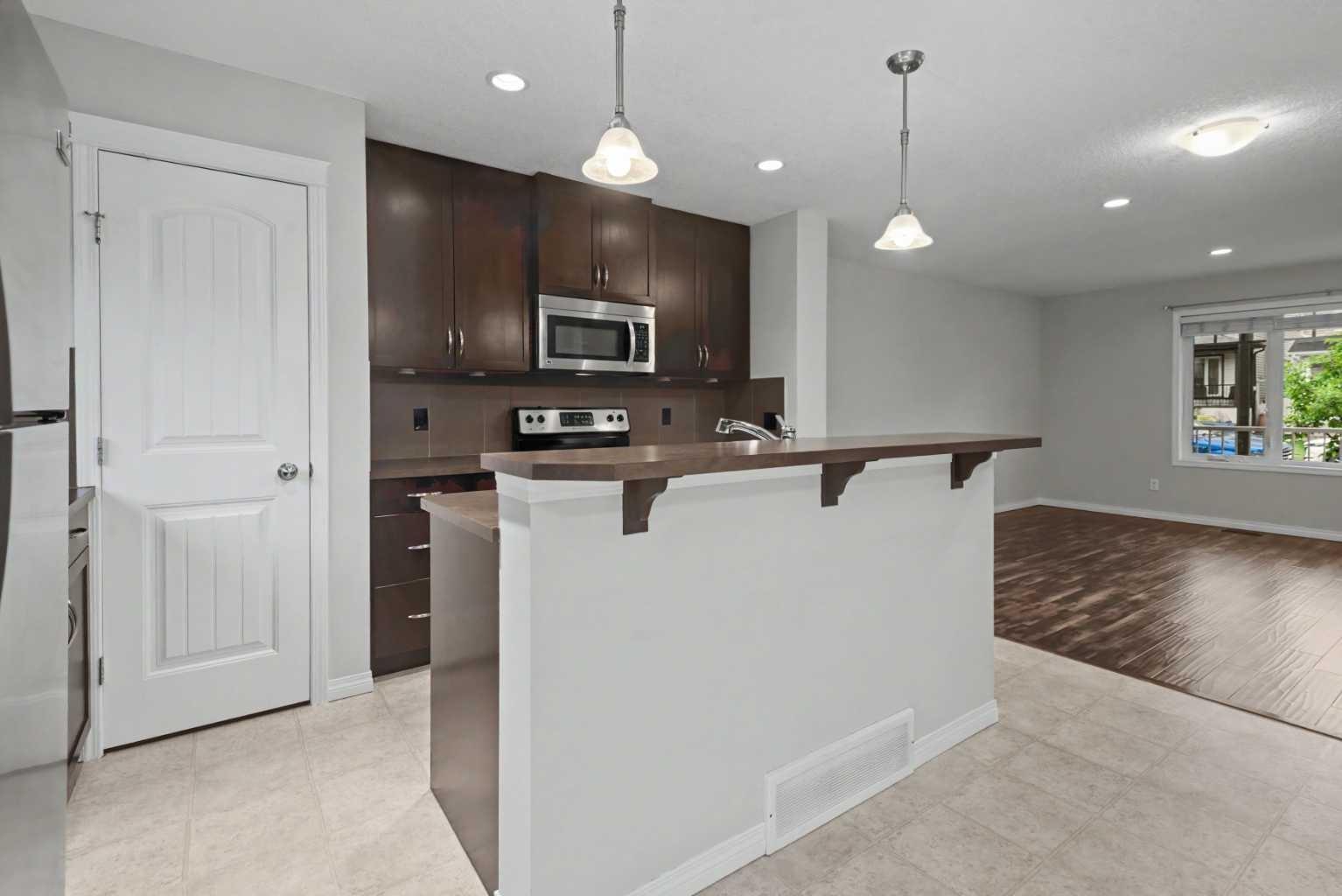 127 Prestwick Villas SE