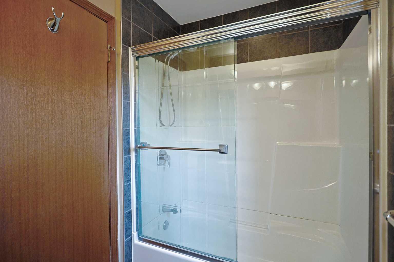 52 Edgeland Road NW
