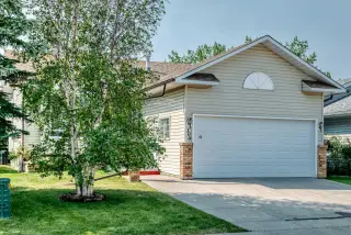 108 Woodside Close NW