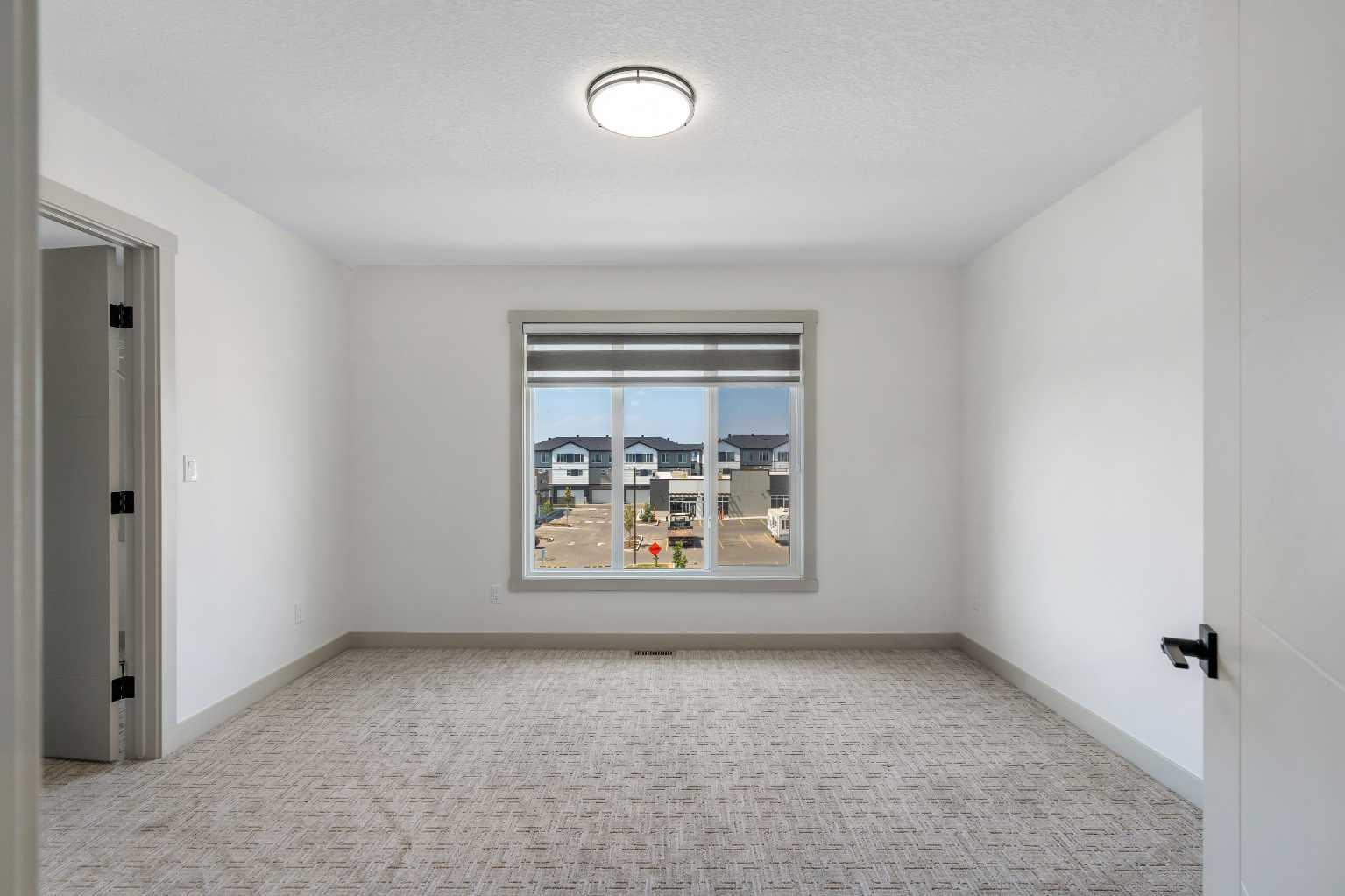 414 Corner Meadows Square NE