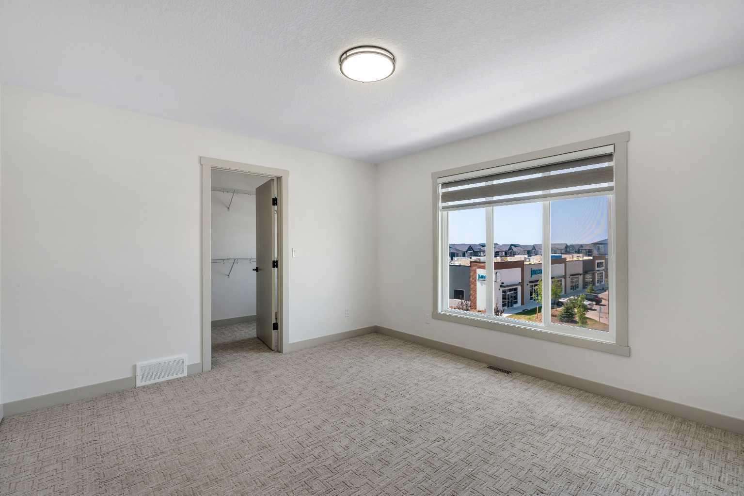 414 Corner Meadows Square NE