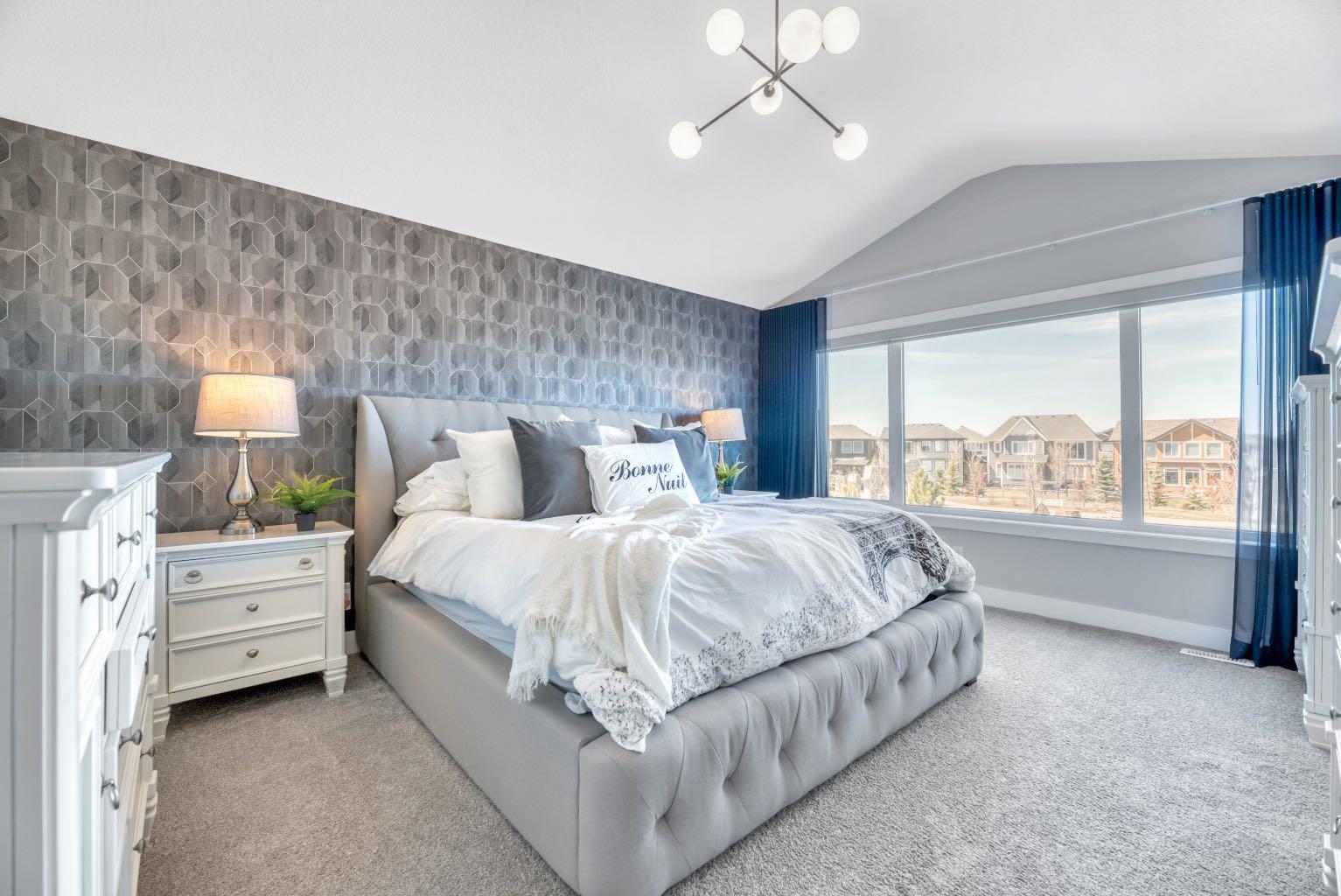 6 Legacy Woods Crescent SE