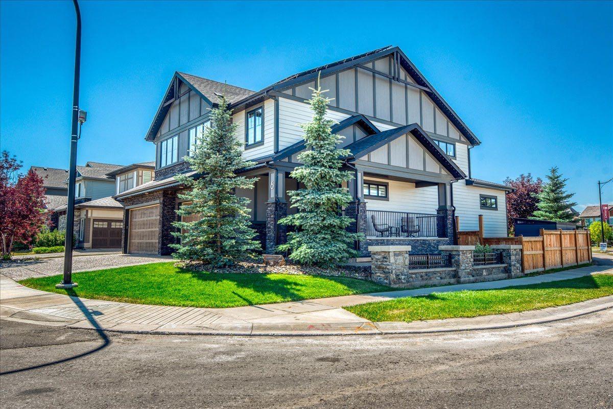 6 Legacy Woods Crescent SE