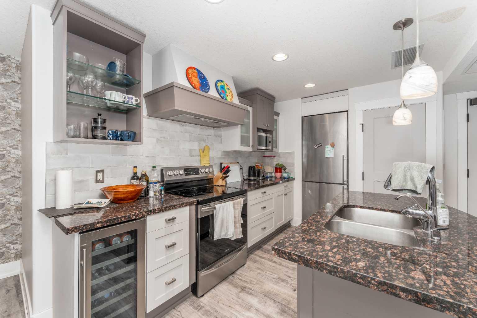 213, 173 Kananaskis Way 
