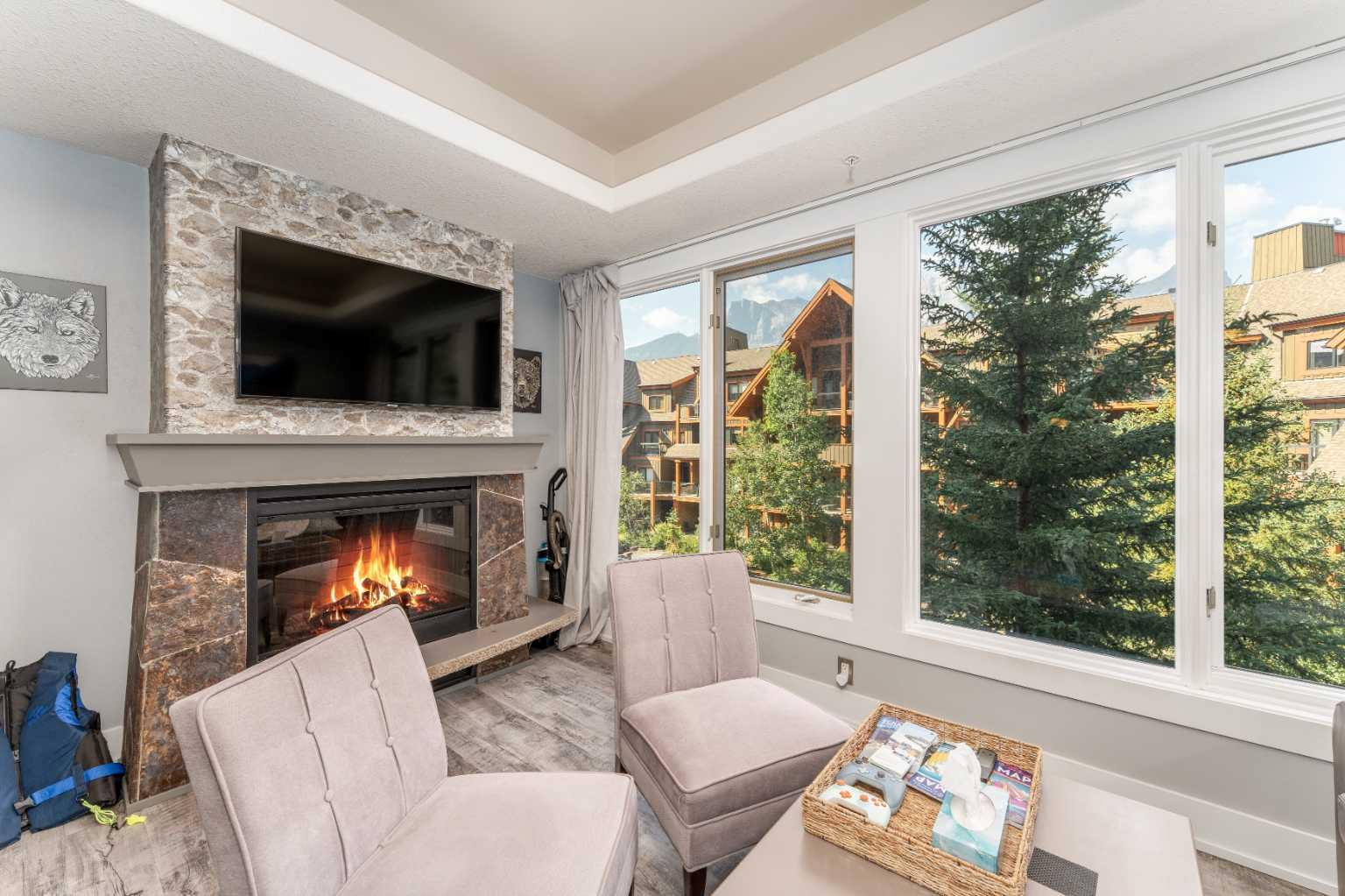 213, 173 Kananaskis Way 