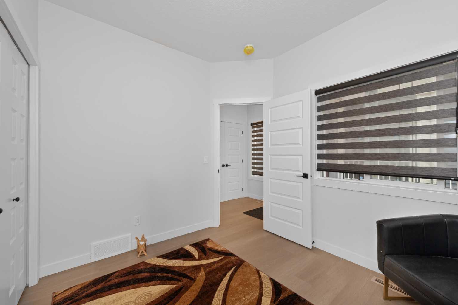 328 Homestead Grove NE