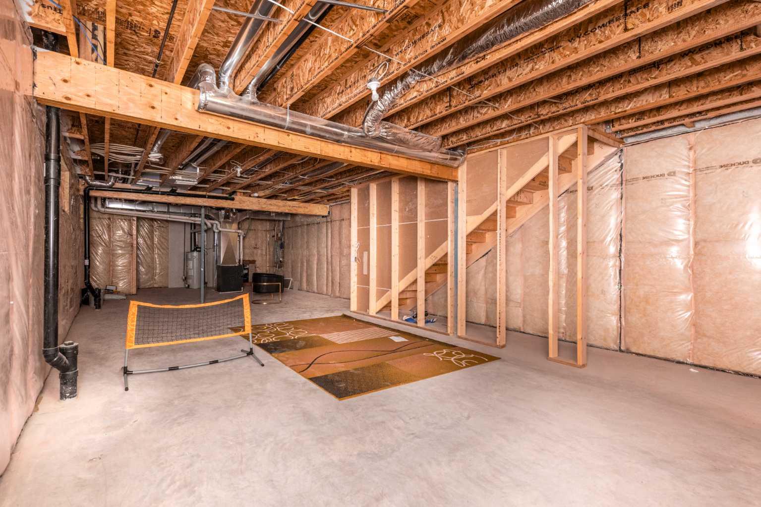 328 Homestead Grove NE