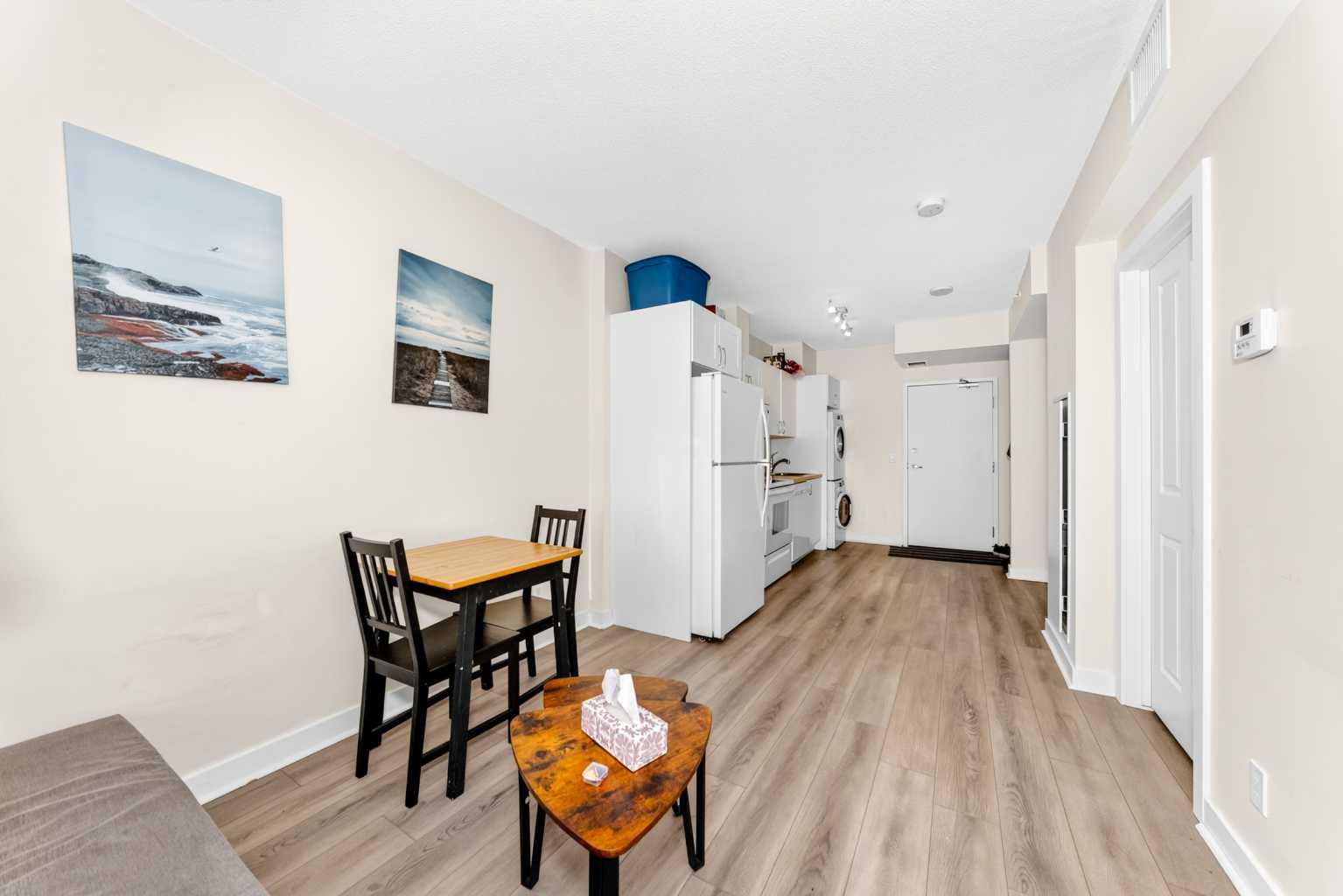 905, 30 Brentwood Common NW