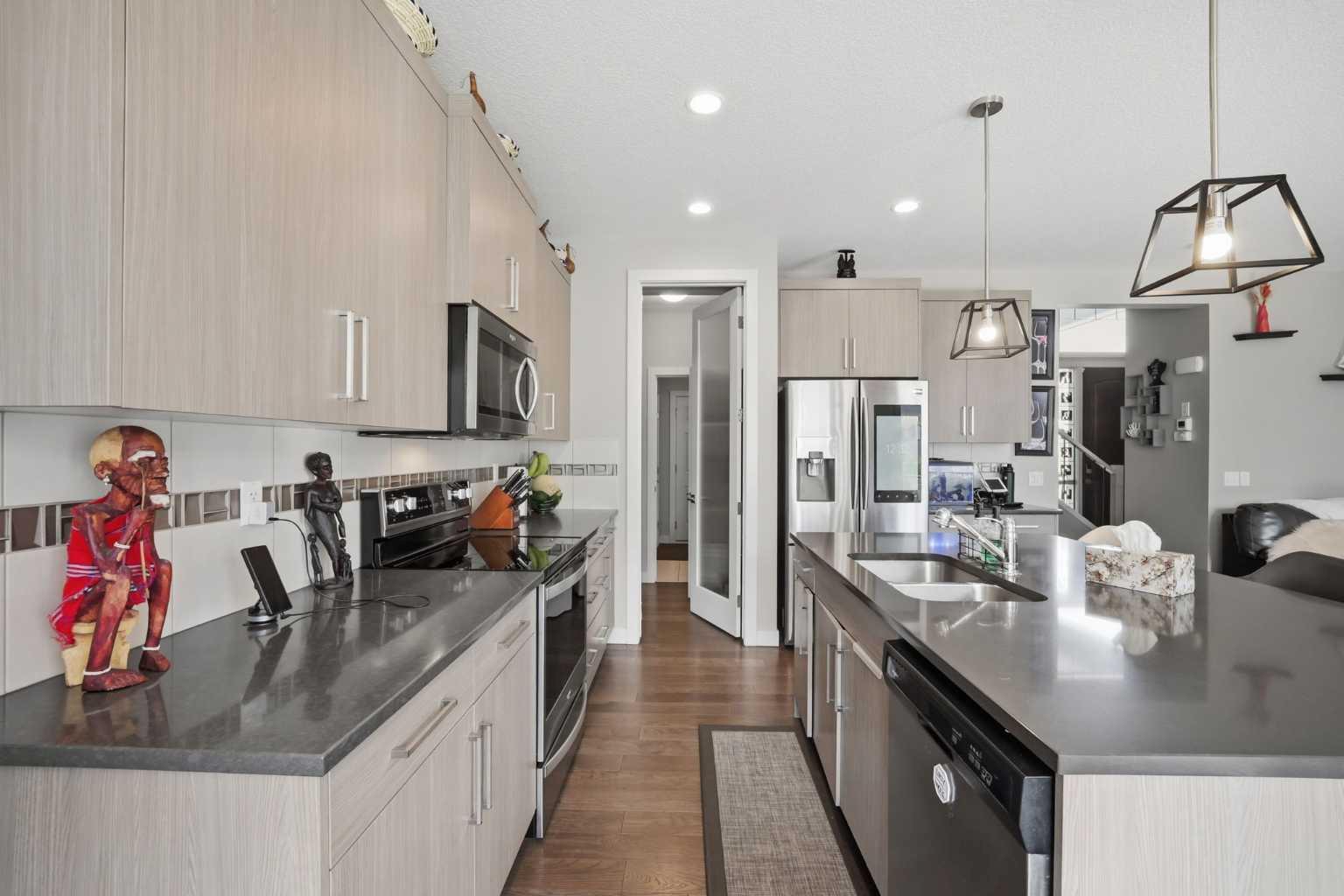 52 Sunrise Way 