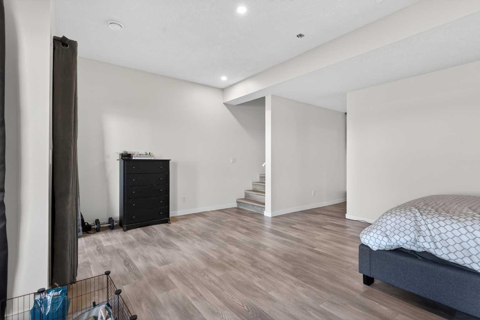 116 Crestridge Common SW