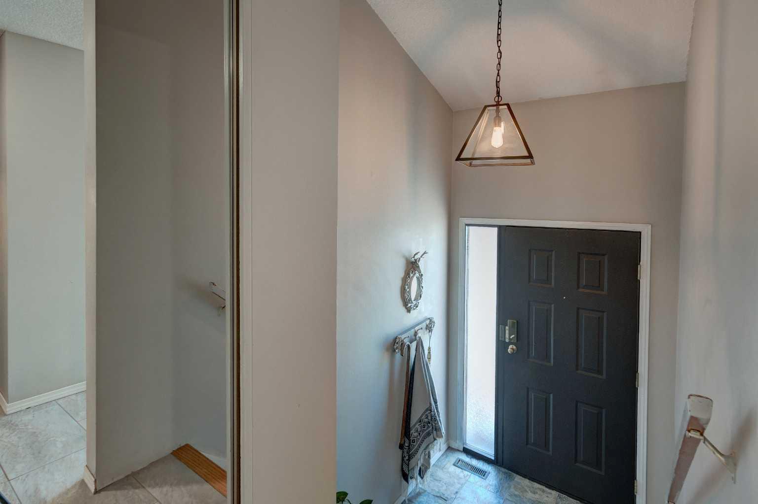103, 1305 Glenmore Trail SW