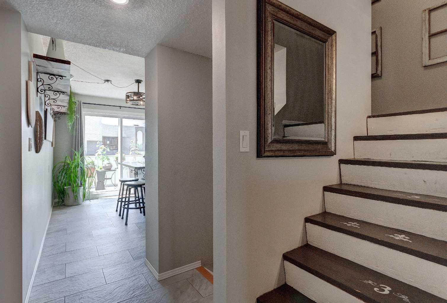 103, 1305 Glenmore Trail SW