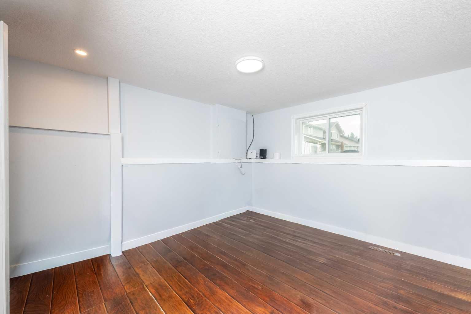 92 Martinwood Road NE