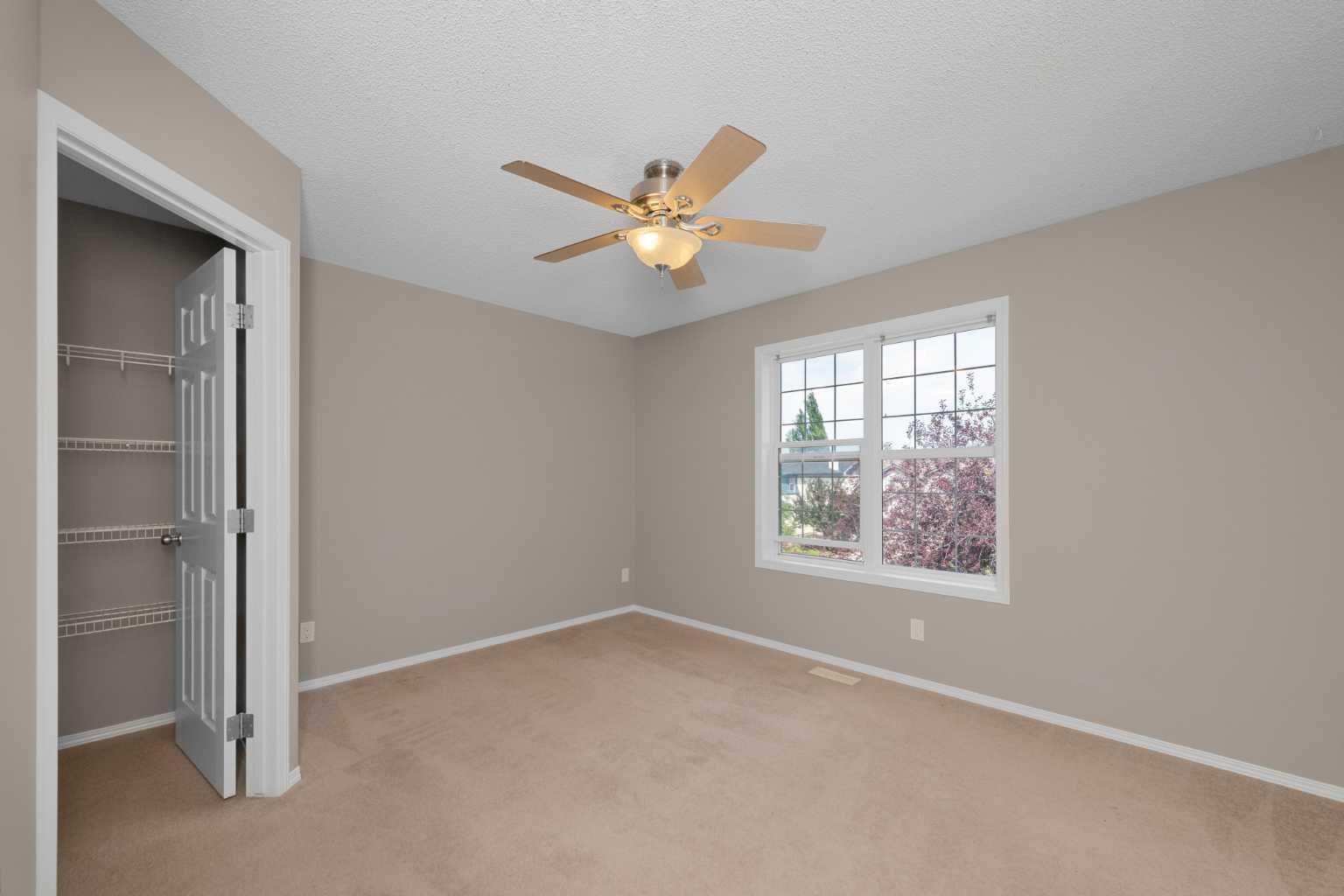 169 Everstone Drive SW