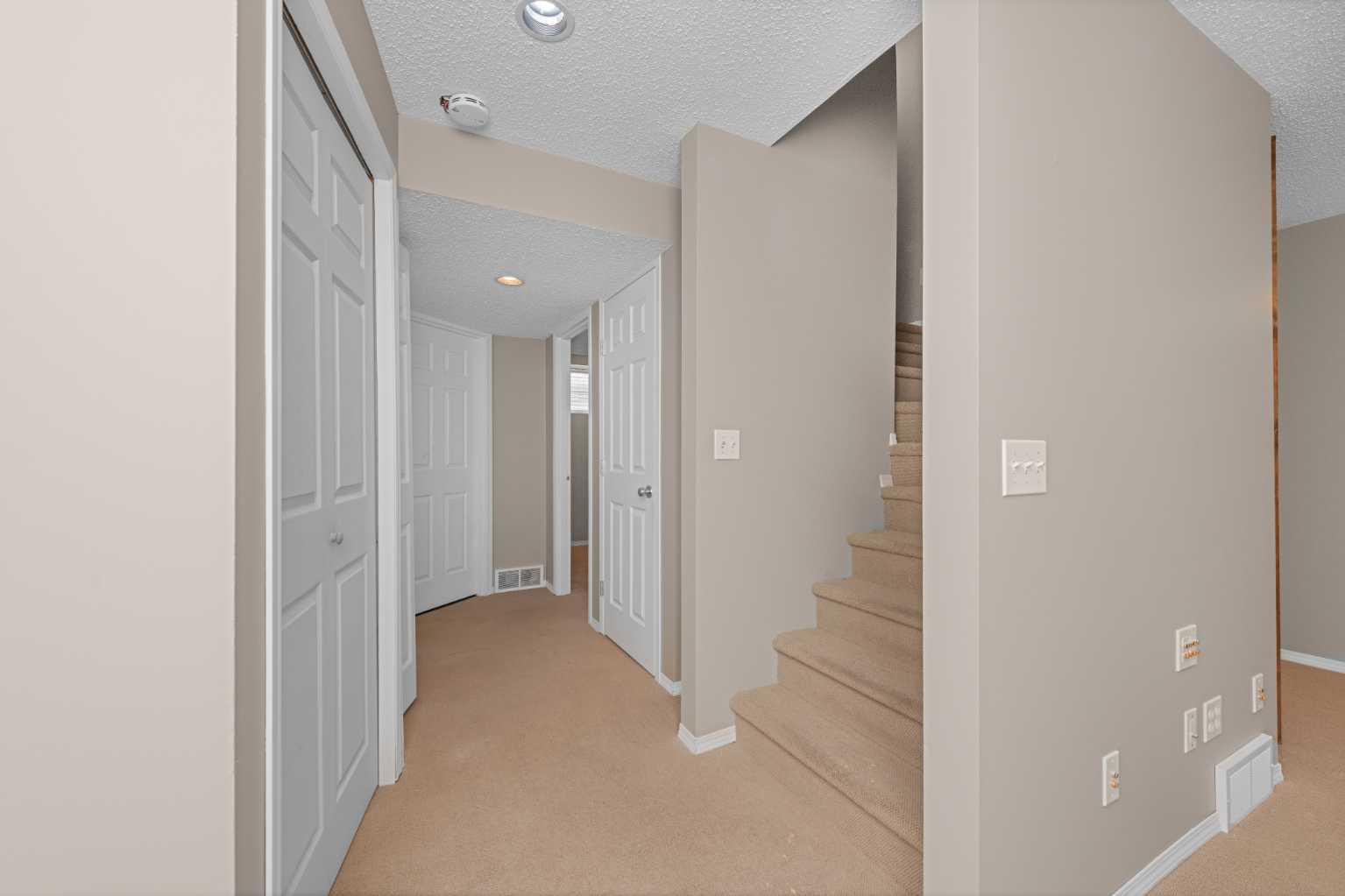 169 Everstone Drive SW