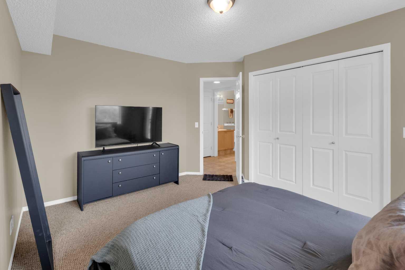 411, 140 Sagewood Boulevard SW