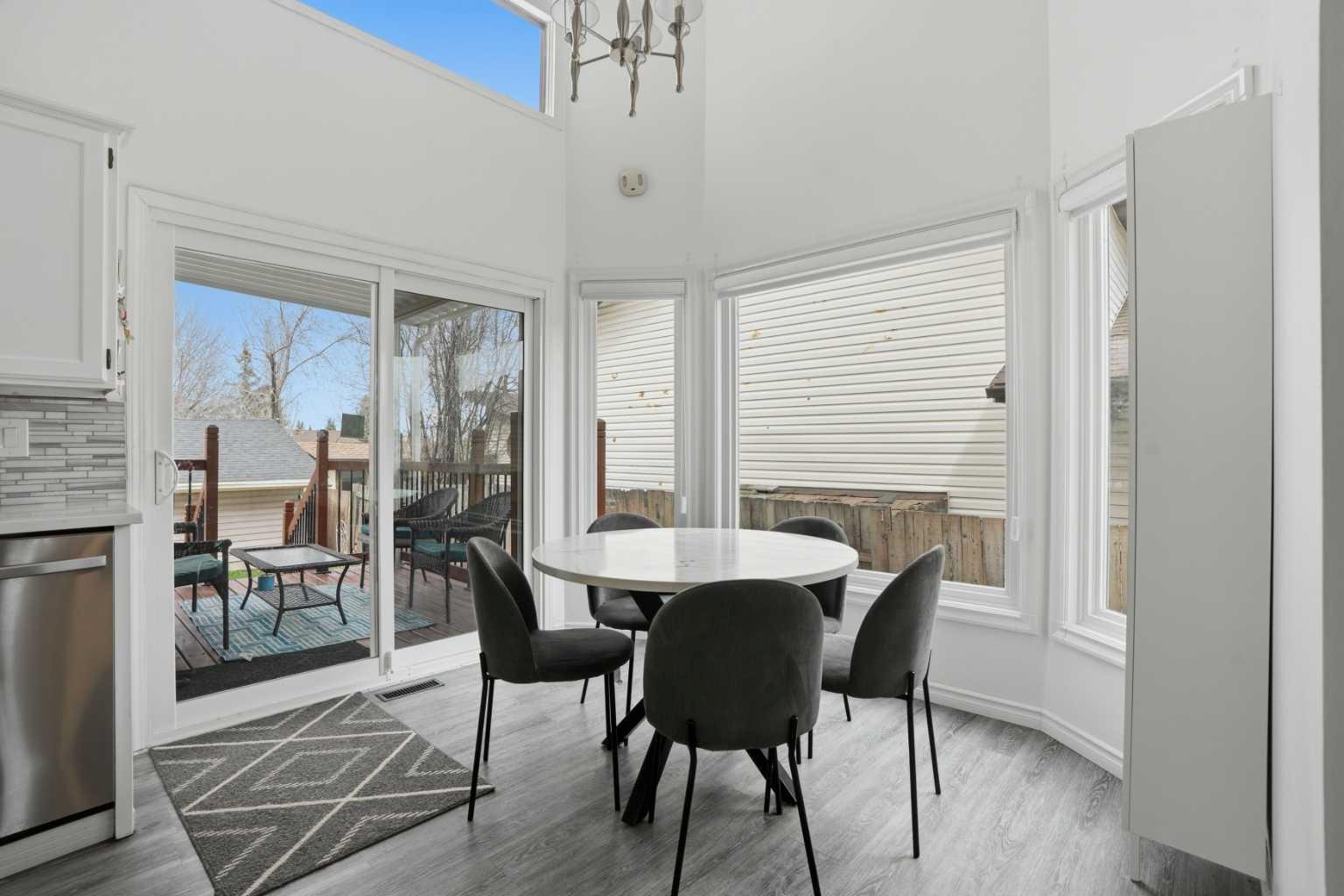 203 Shawglen Road SW