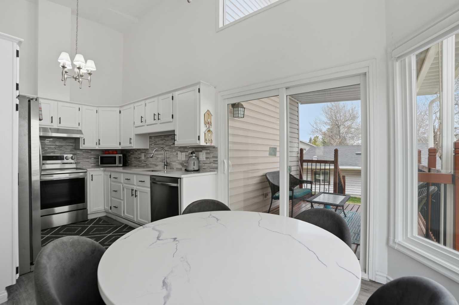 203 Shawglen Road SW
