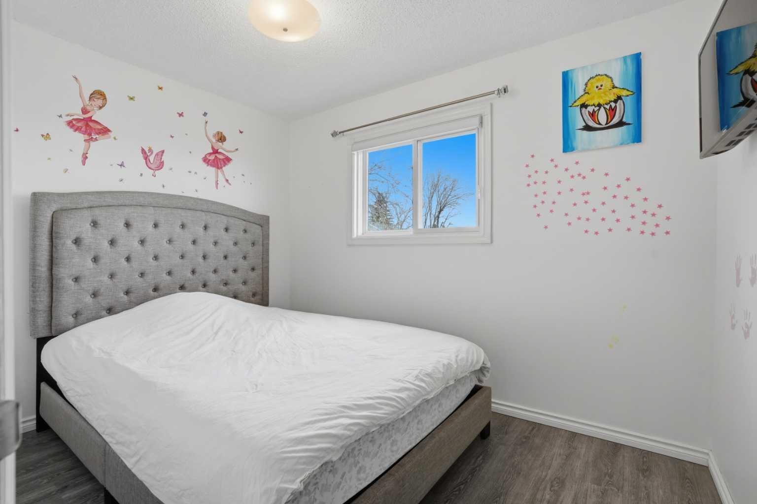 203 Shawglen Road SW