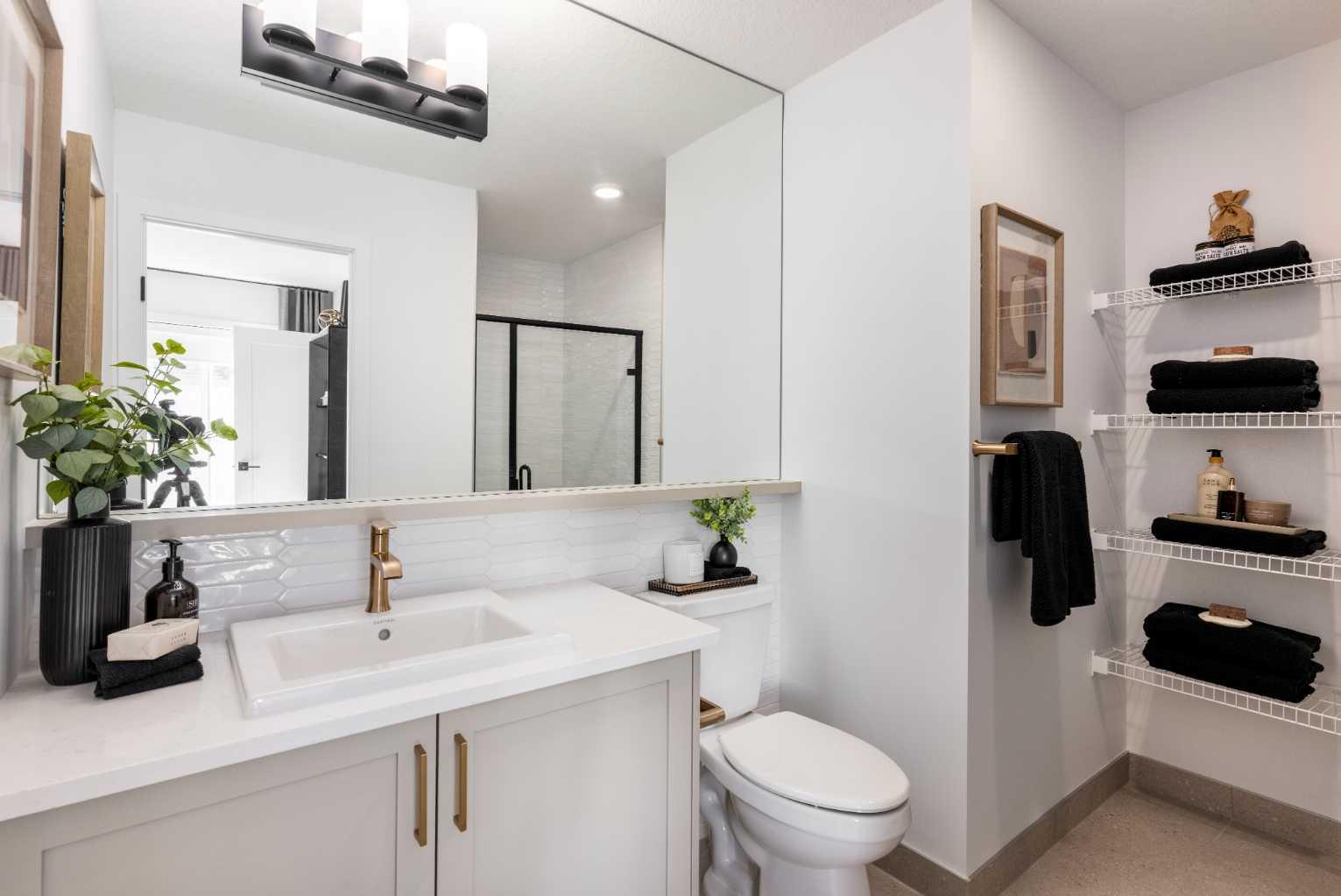 701, 437 Alpine Avenue SW