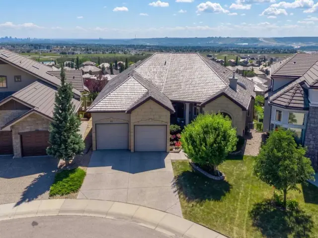 87 Royal Ridge Terrace NW
