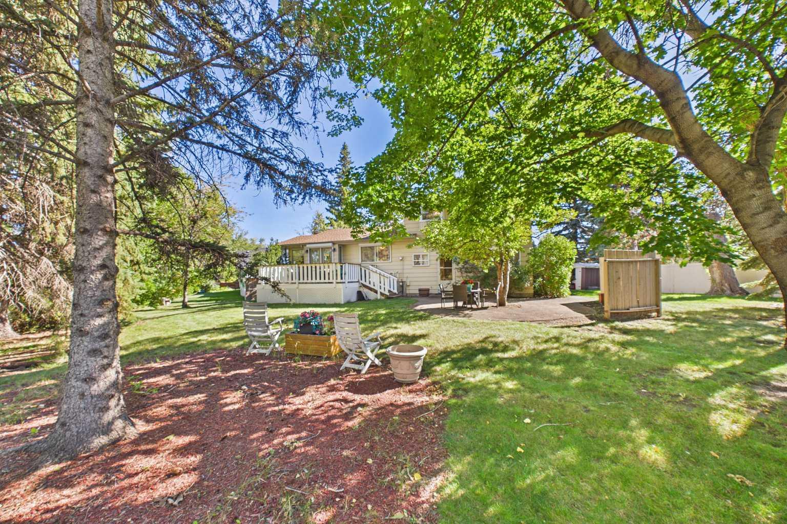 10716 Mapleshire Crescent SE
