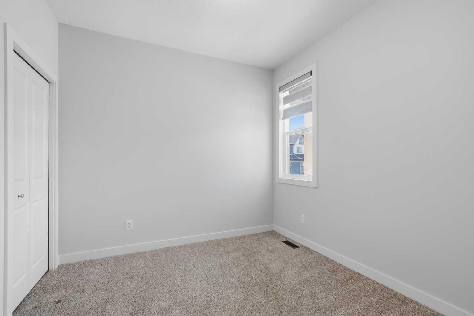 71 Belvedere Green SE