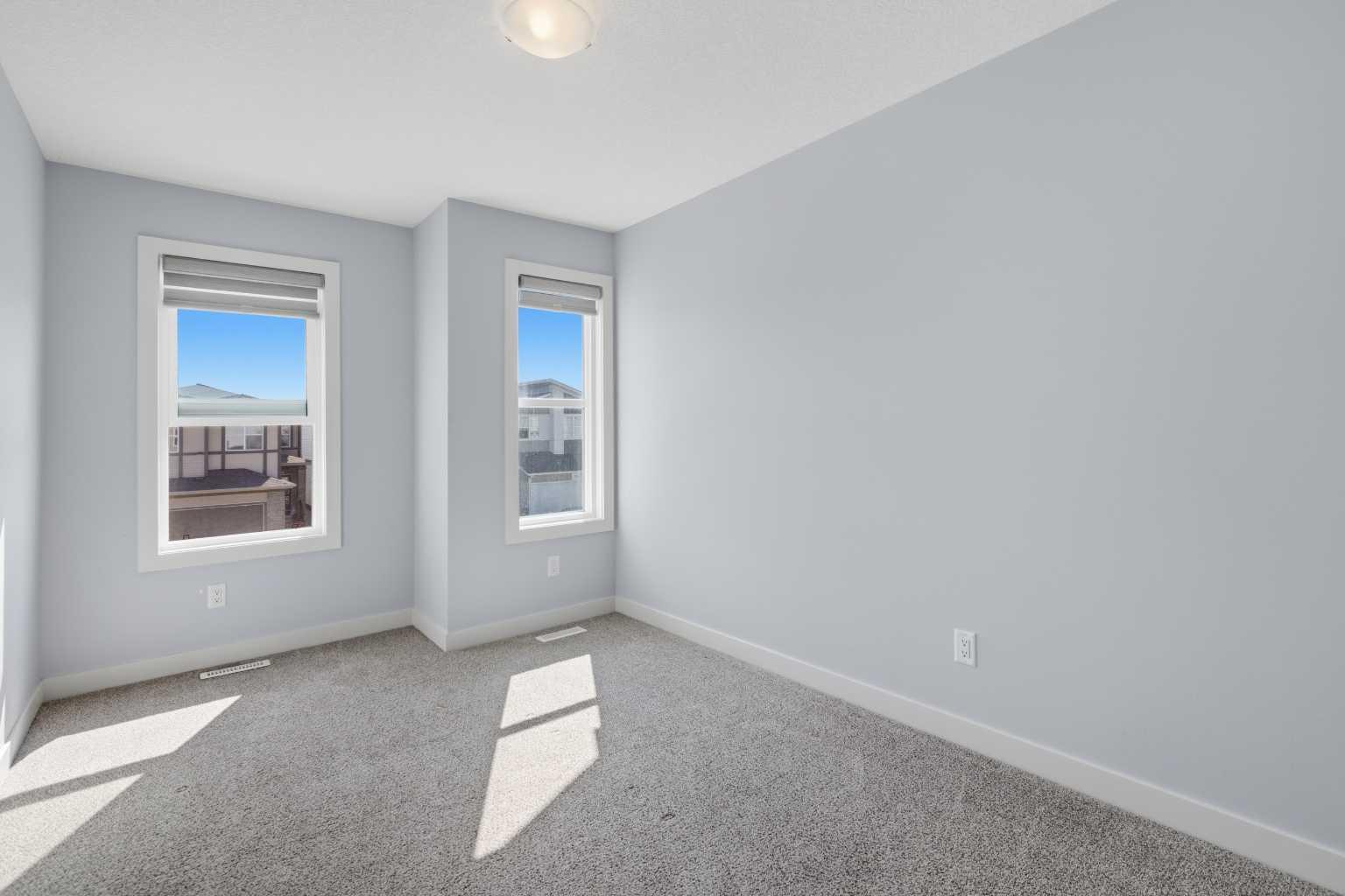 71 Belvedere Green SE