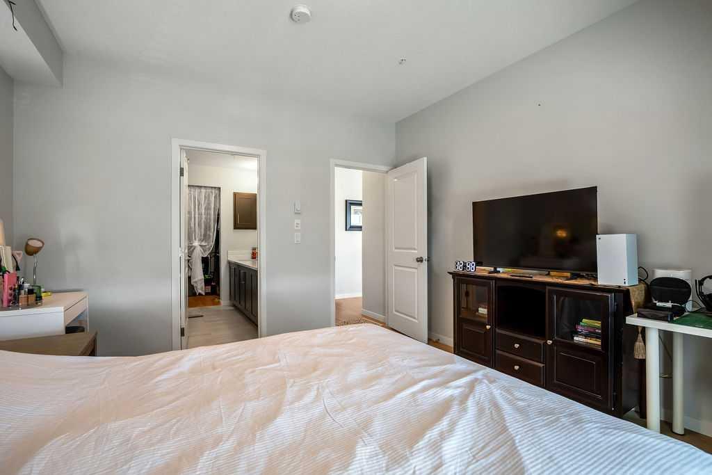 2313, 19489 Main Street SE
