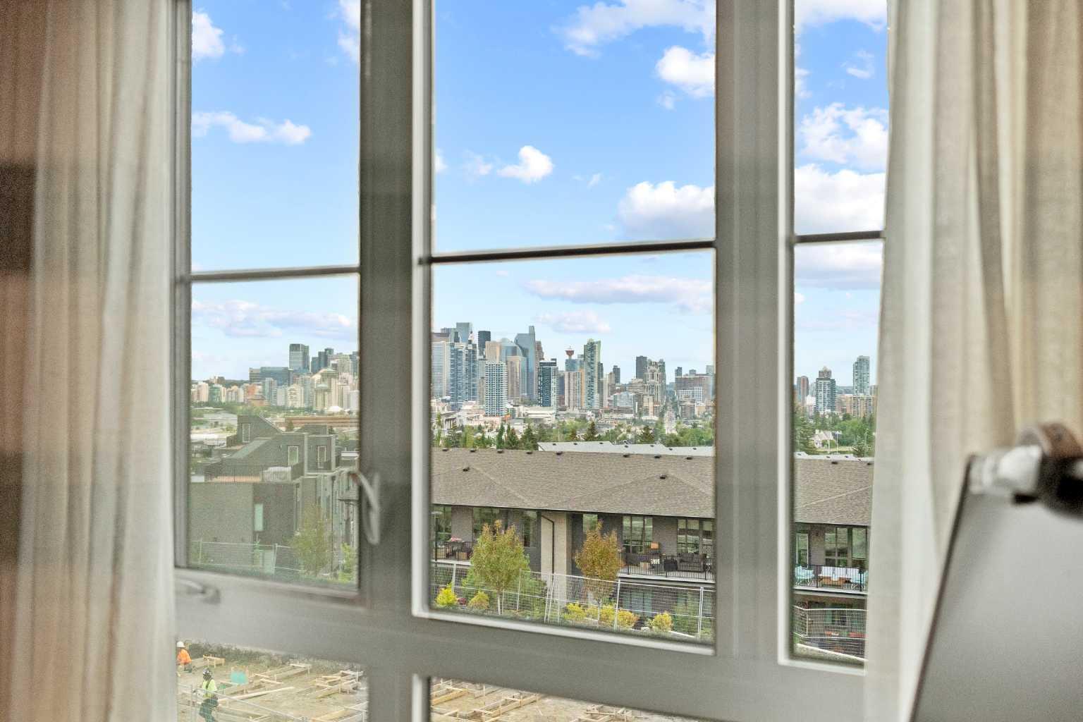 105 Sovereign Common SW