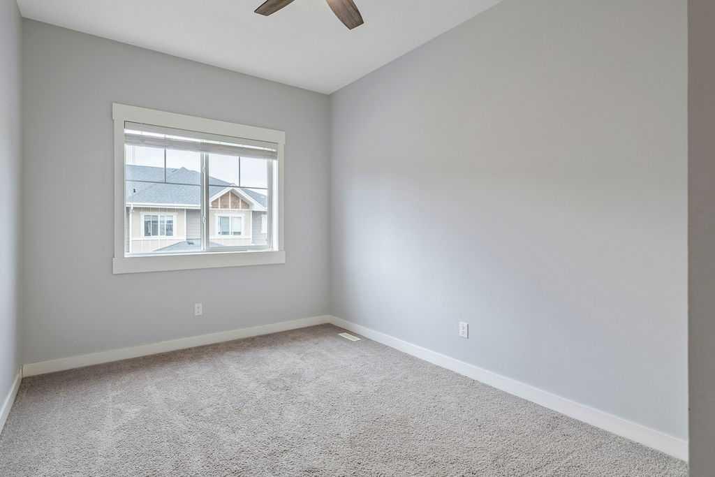 22 West Coach Manor SW