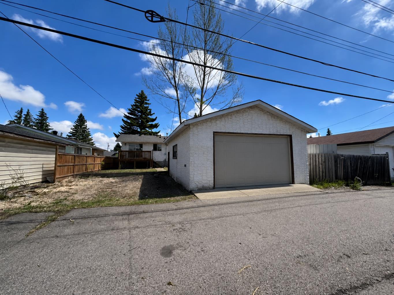 215 Penbrooke Way SE
