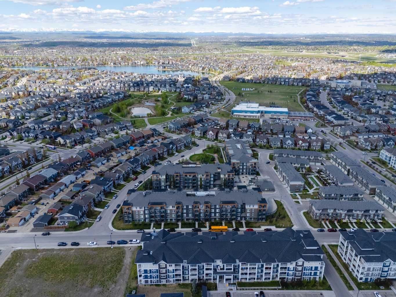 315, 100 Auburn Meadows Manor SE
